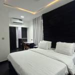 Luxury 011